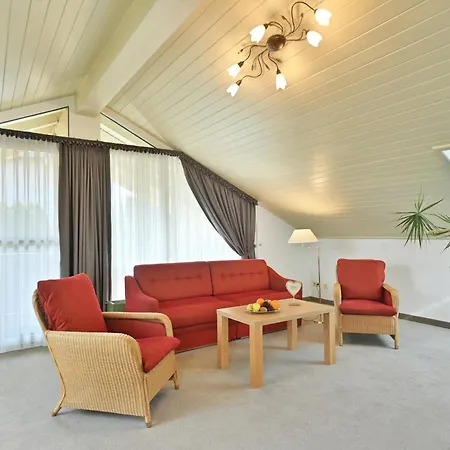 Landhaushotel Hof Wasserkuppe Poppenhausen Esterno foto