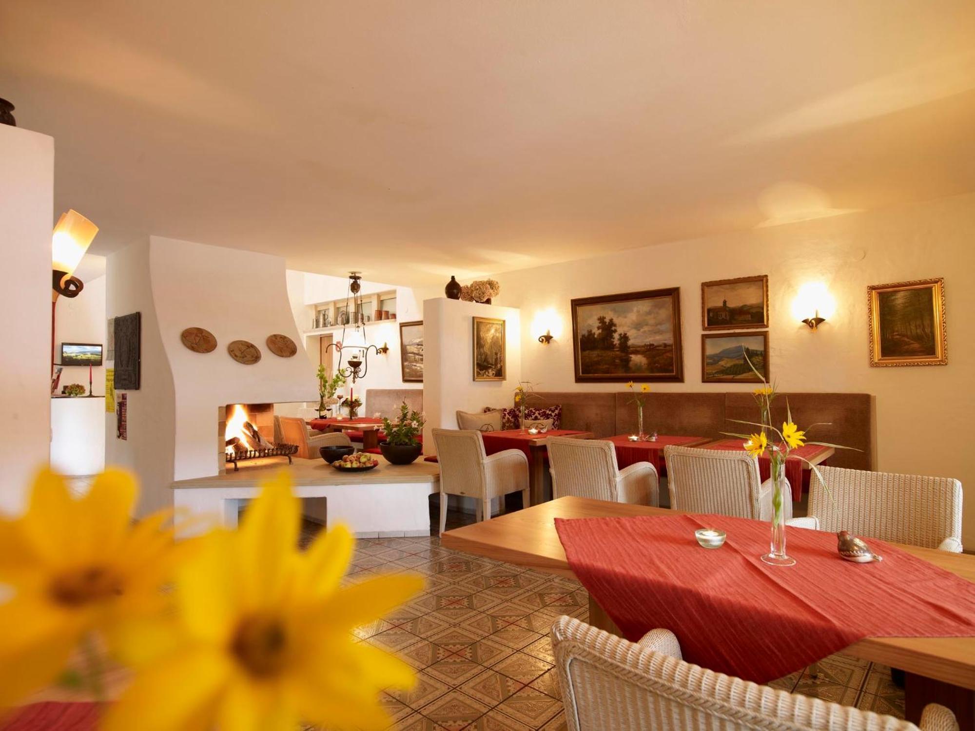 Landhaushotel Hof Wasserkuppe Poppenhausen