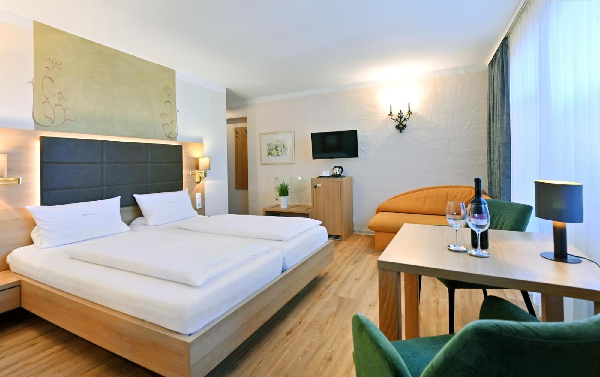 Landhaushotel Hof Wasserkuppe Hotel Poppenhausen