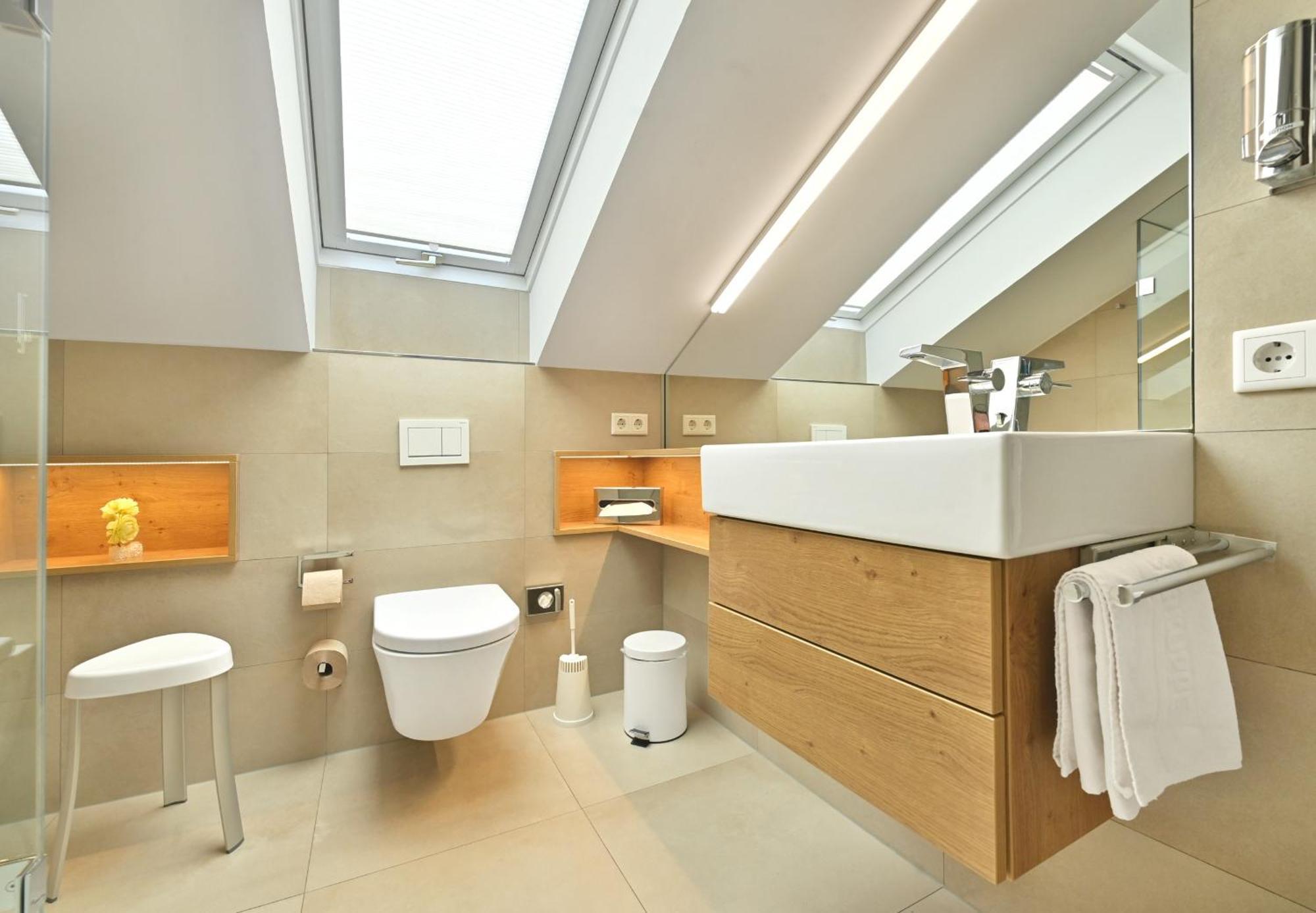 Отель Landhaushotel Hof Wasserkuppe Поппенхаузен