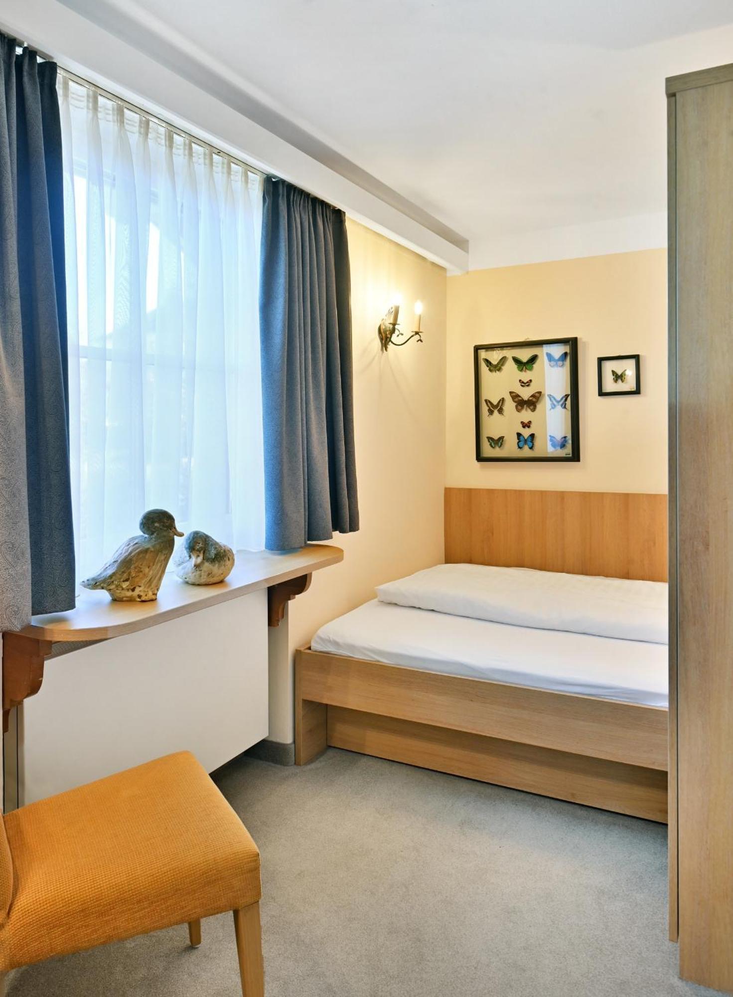 Landhaushotel Hof Wasserkuppe Hotel Poppenhausen
