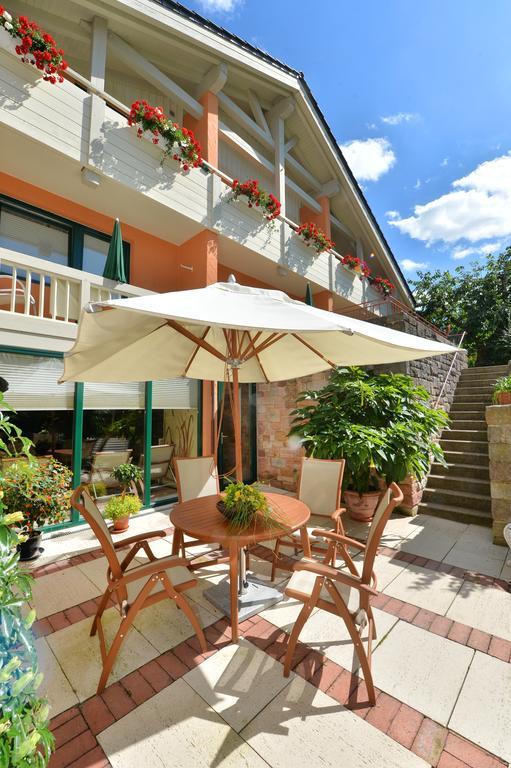 Hotel Landhaushotel Hof Wasserkuppe Poppenhausen